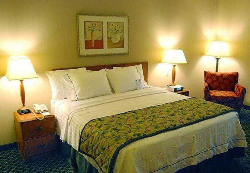 Hotel Fairfield And By Marriott 3*